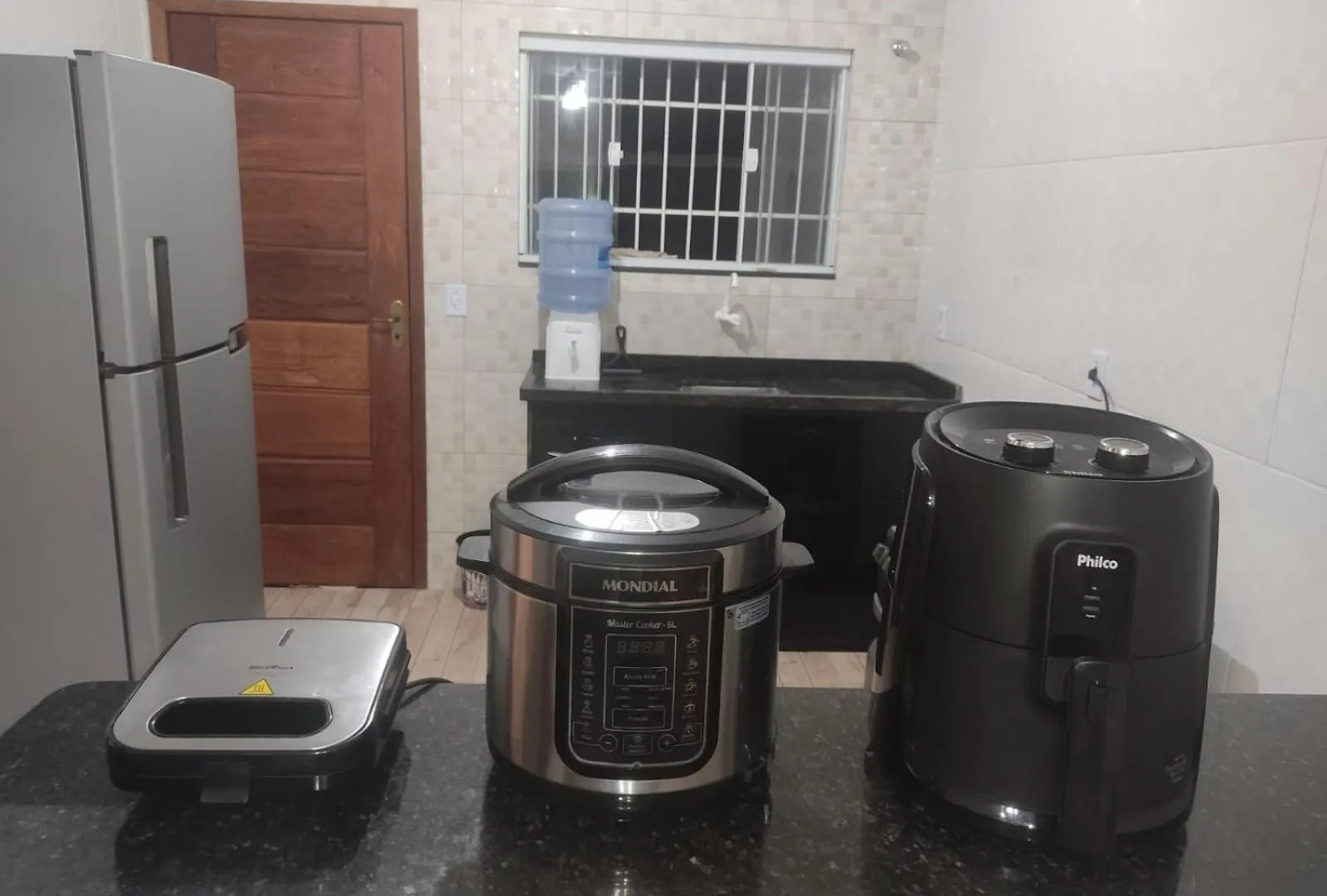 Unamar Cabo Frio, Condominio Verao Vermelho 1, Casa A 90 Metros Da Praia!